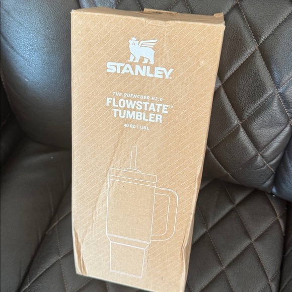 Stanley New - Picture 3 of 3